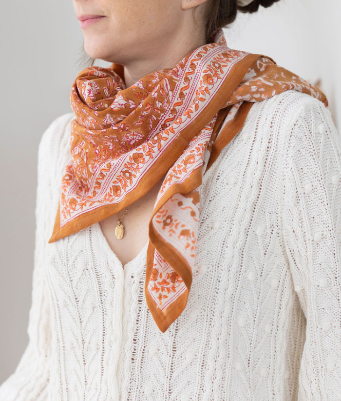 Grand foulard fleuri - Sarika Caramel