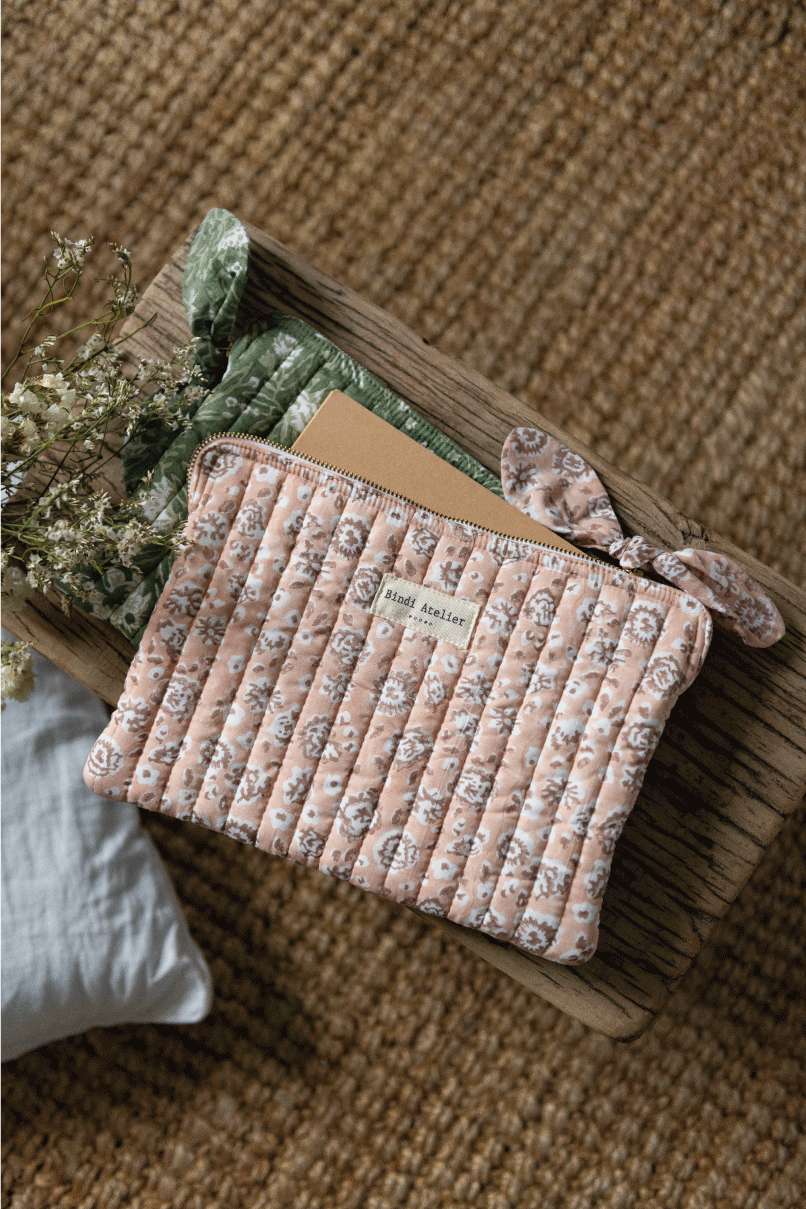 Pochette plate / Ipad - Puja Sienne