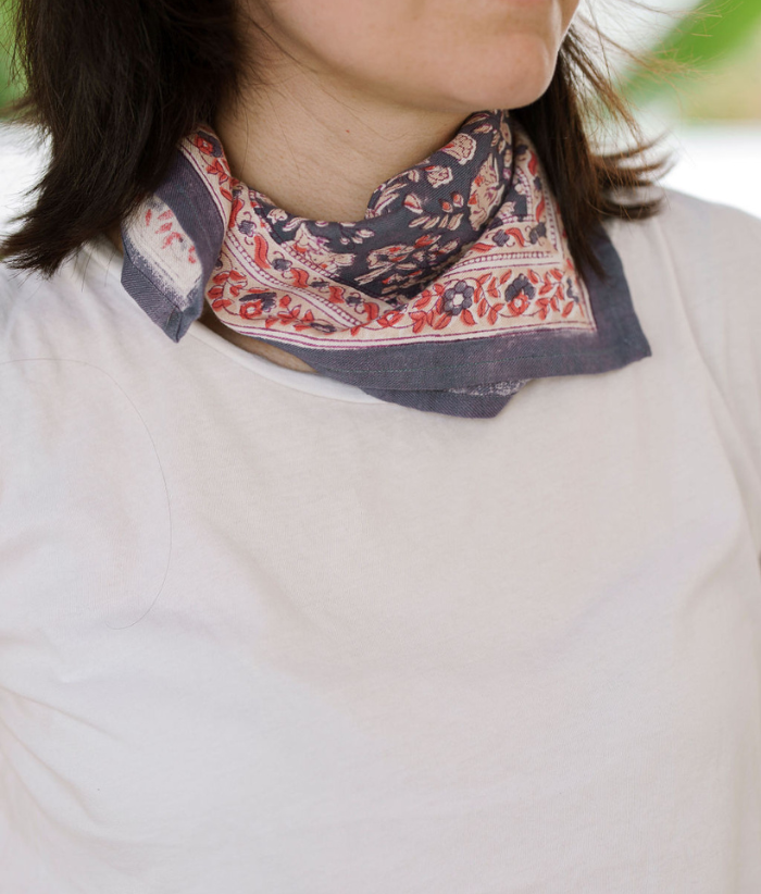 Petit foulard - Sarika Brume
