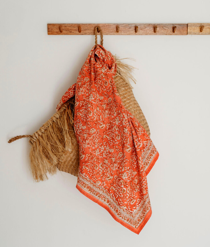 Grand foulard fleuri - Sarika Grenade